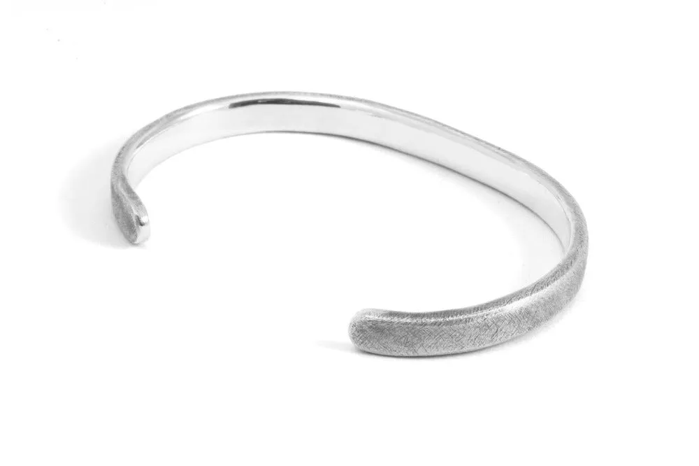 #047 - Men's Bangle Raw