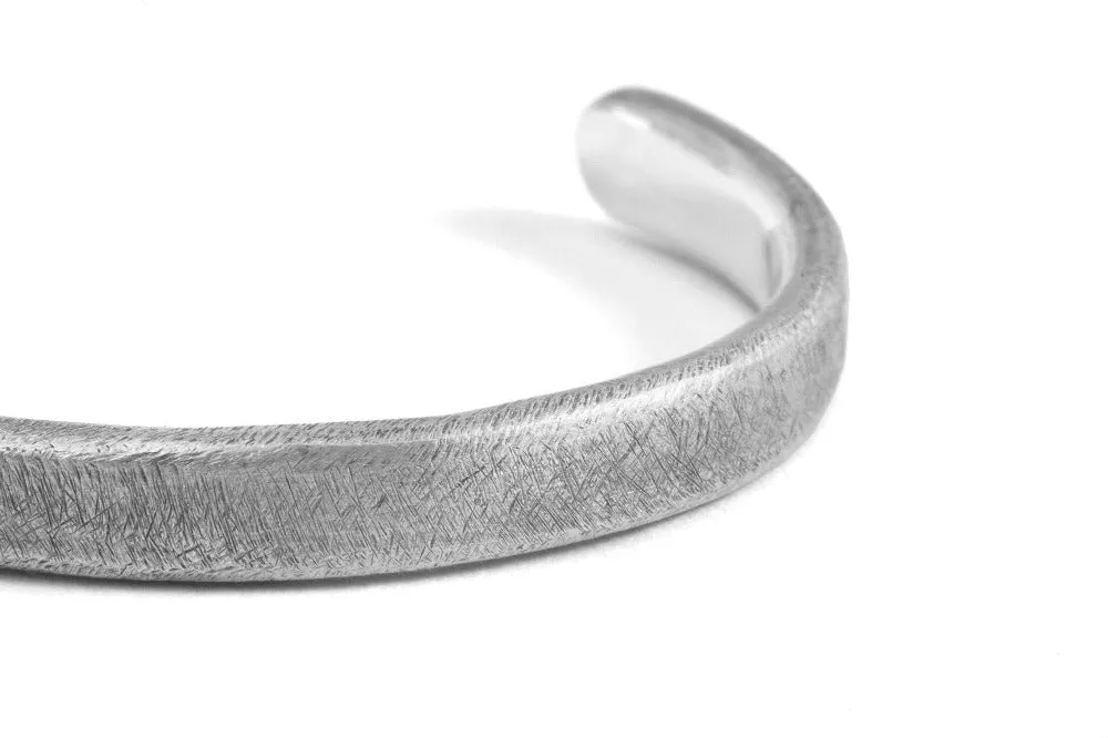 #047 - Men's Bangle Raw