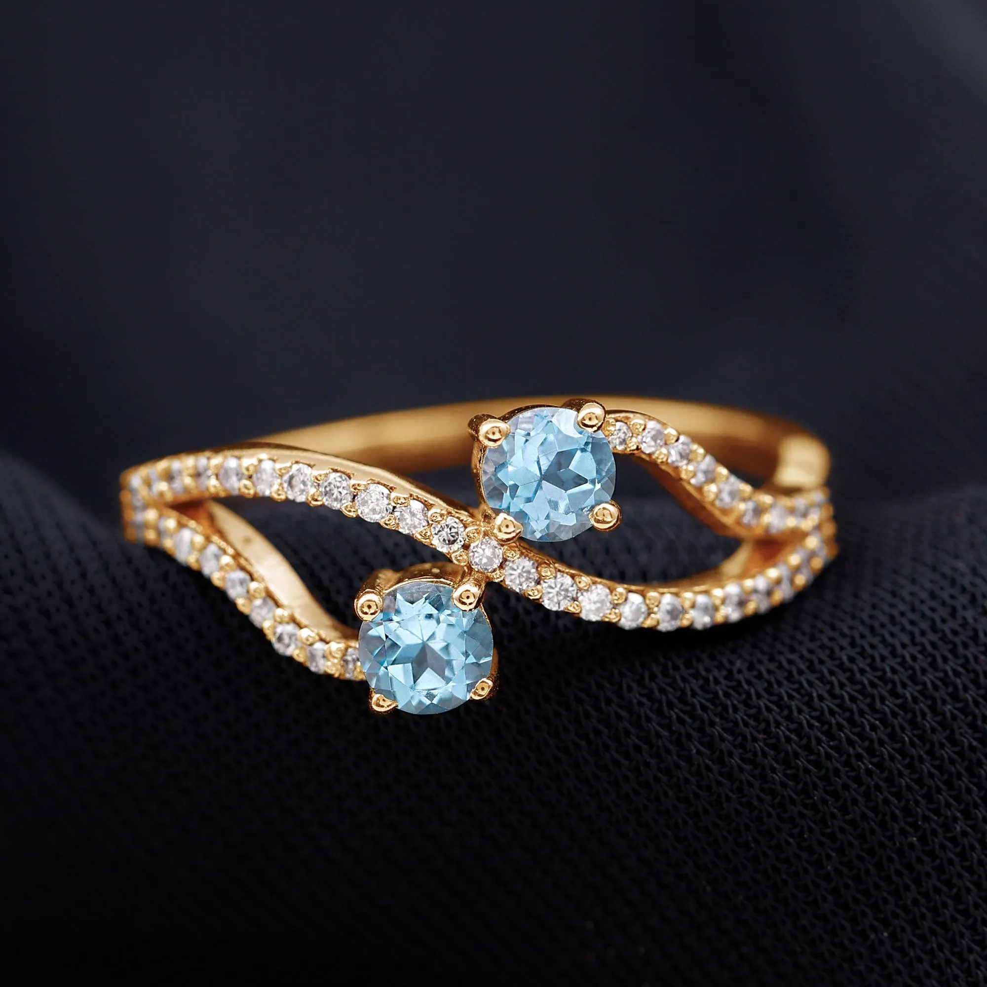 1 CT Minimal Sky Blue Topaz and Diamond Engagement Ring