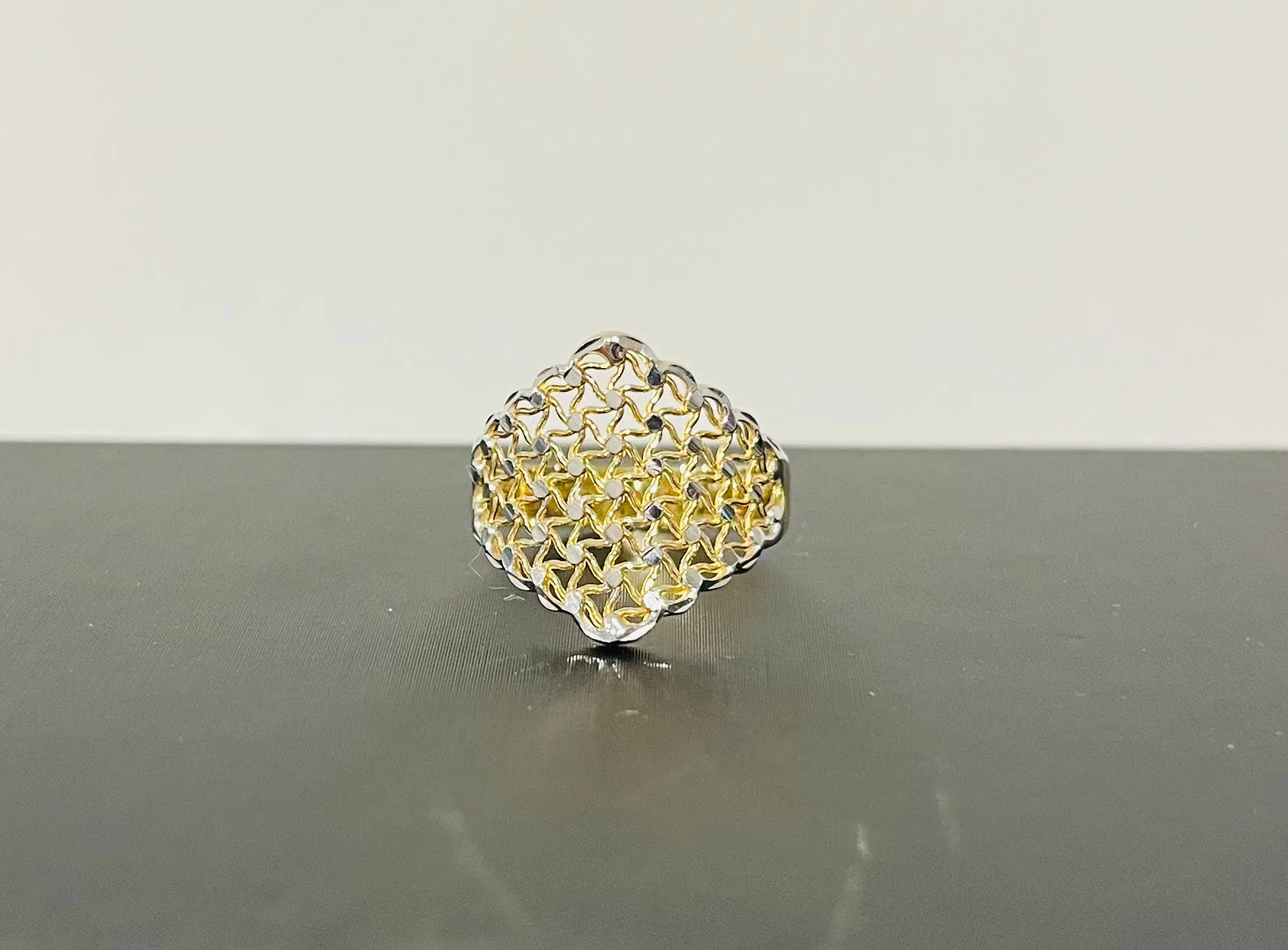 10k Yellow and White Gold Filigree Ring