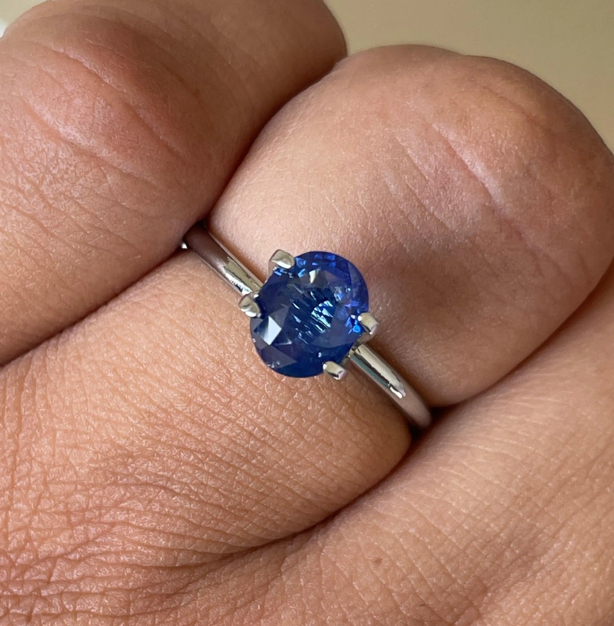 2.02 crt Royal Blue Sapphire/Blue Sapphire/ Ceylon Blue Sapphire/ Natural Blue Sapphire/ Engagement Ring/ Engagement ring.