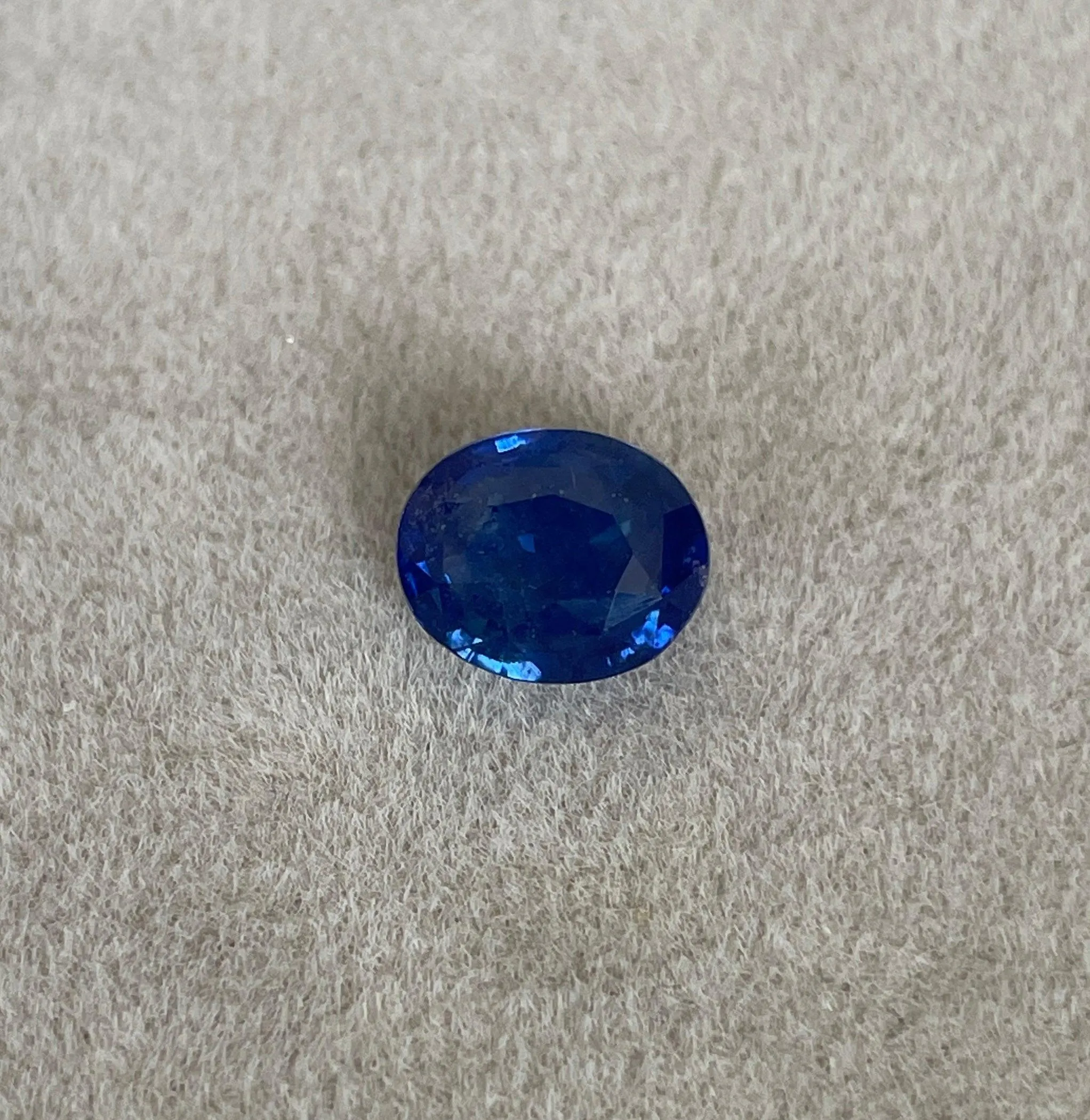 2.02 crt Royal Blue Sapphire/Blue Sapphire/ Ceylon Blue Sapphire/ Natural Blue Sapphire/ Engagement Ring/ Engagement ring.