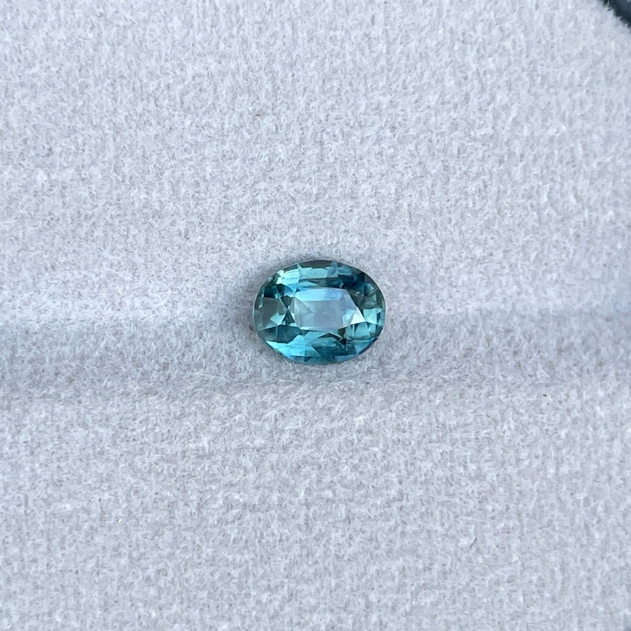 5.50 x 7.00 mm heated 1.38 crt Green Oval Cut sapphire AAAAA  VVS Loose GEMSTONE