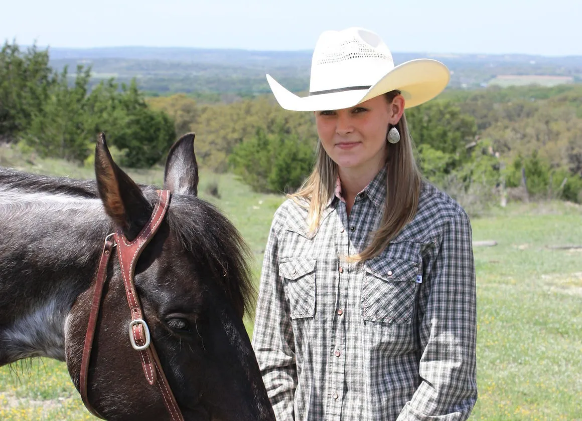 Adult Bangora Straw Hat w/ Eyelets 4'' Brim