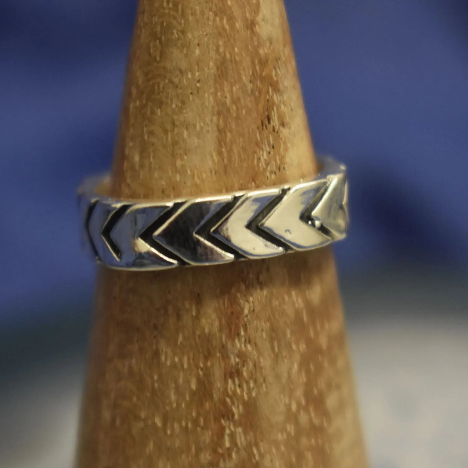 Arrowhead Band Ring (925) Sterling Silver