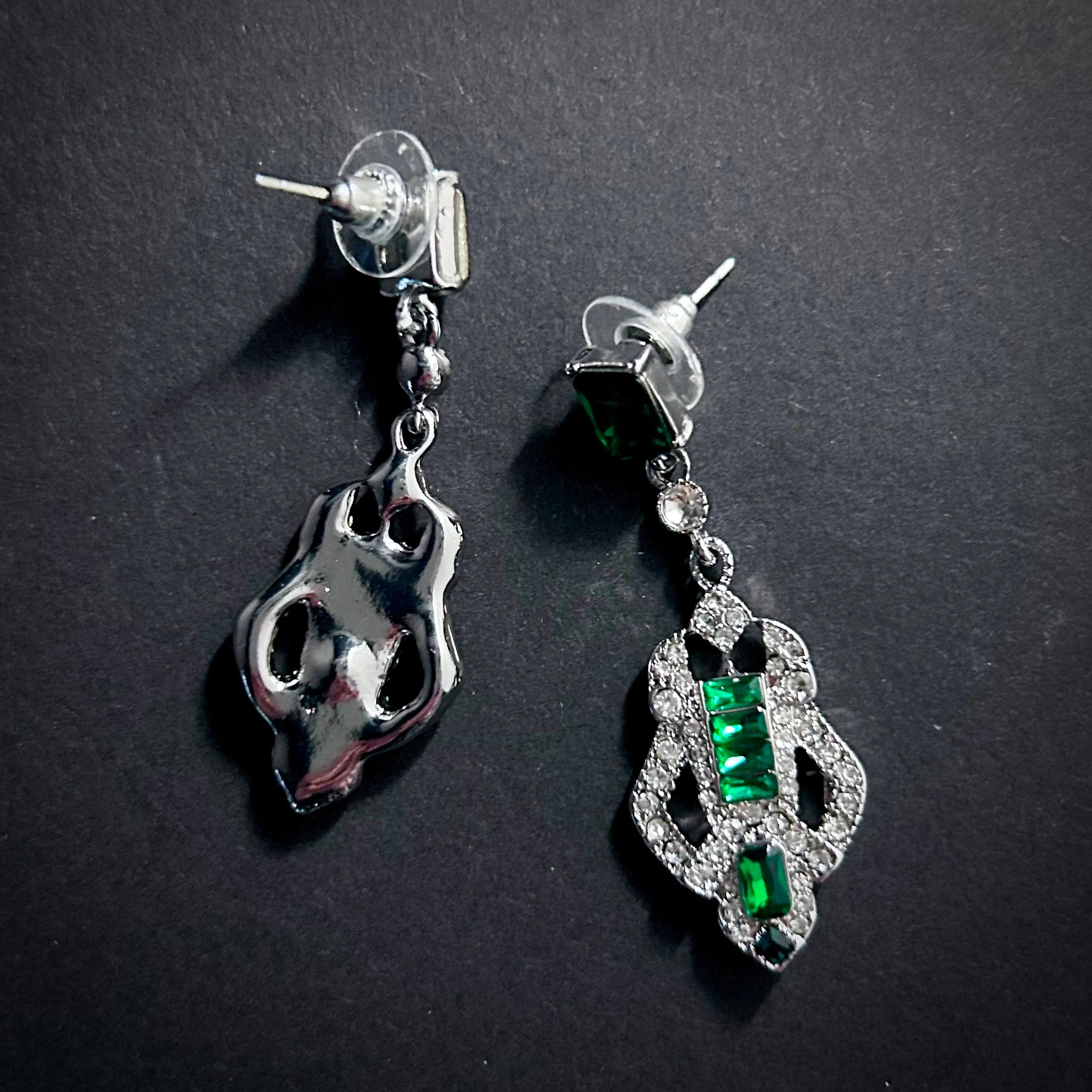 Art Deco Jewerly Set in Silver, Emerald & Rhinestones