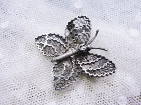 BEAUTIFUL Antique Silver Lace Like Detailed Filigree Butterfly Brooch Insect Pin Jewelry