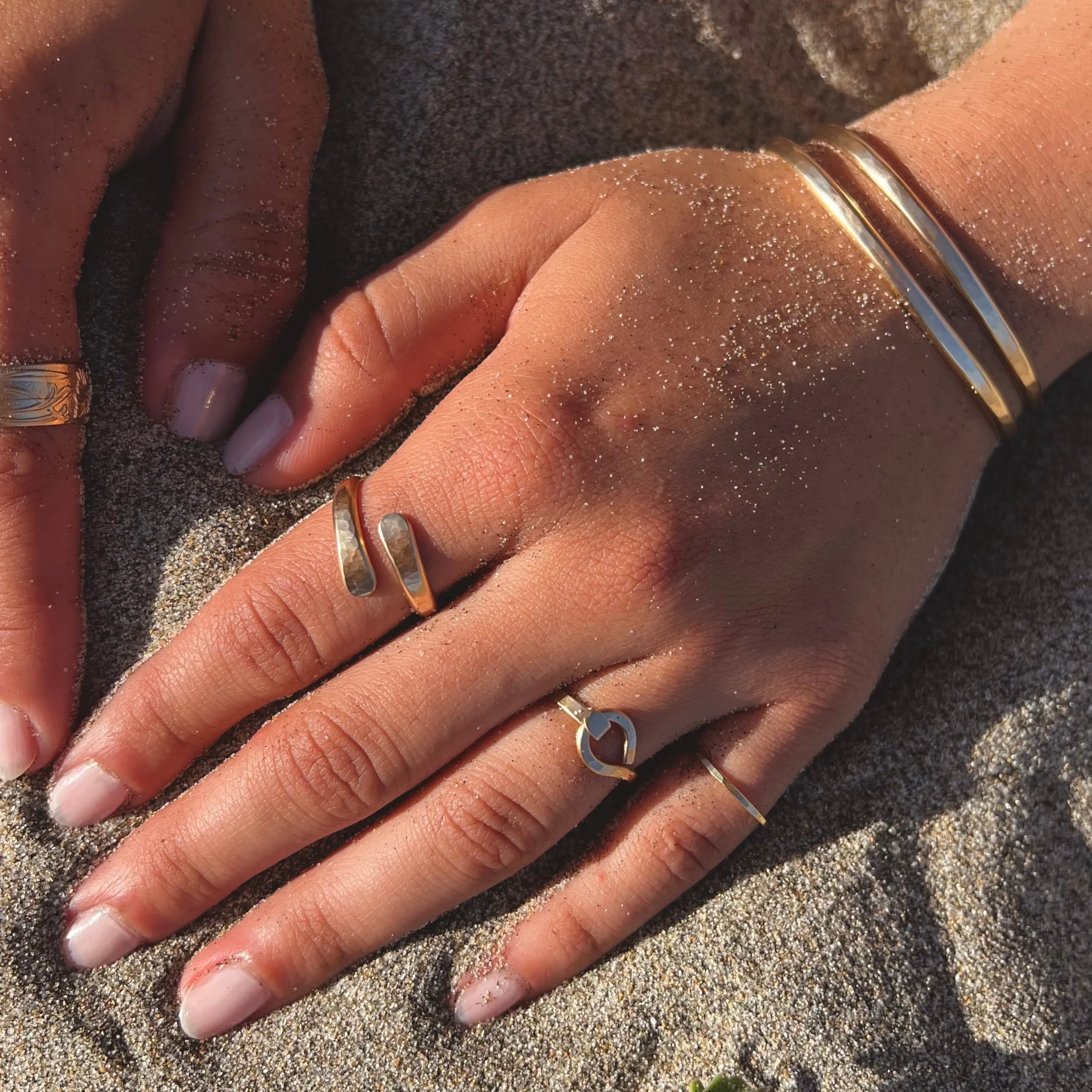 ELEA GOLD CUFF BRACELET