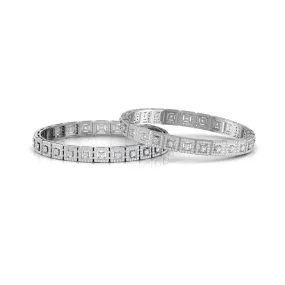 Elegance Round Silver Bangle