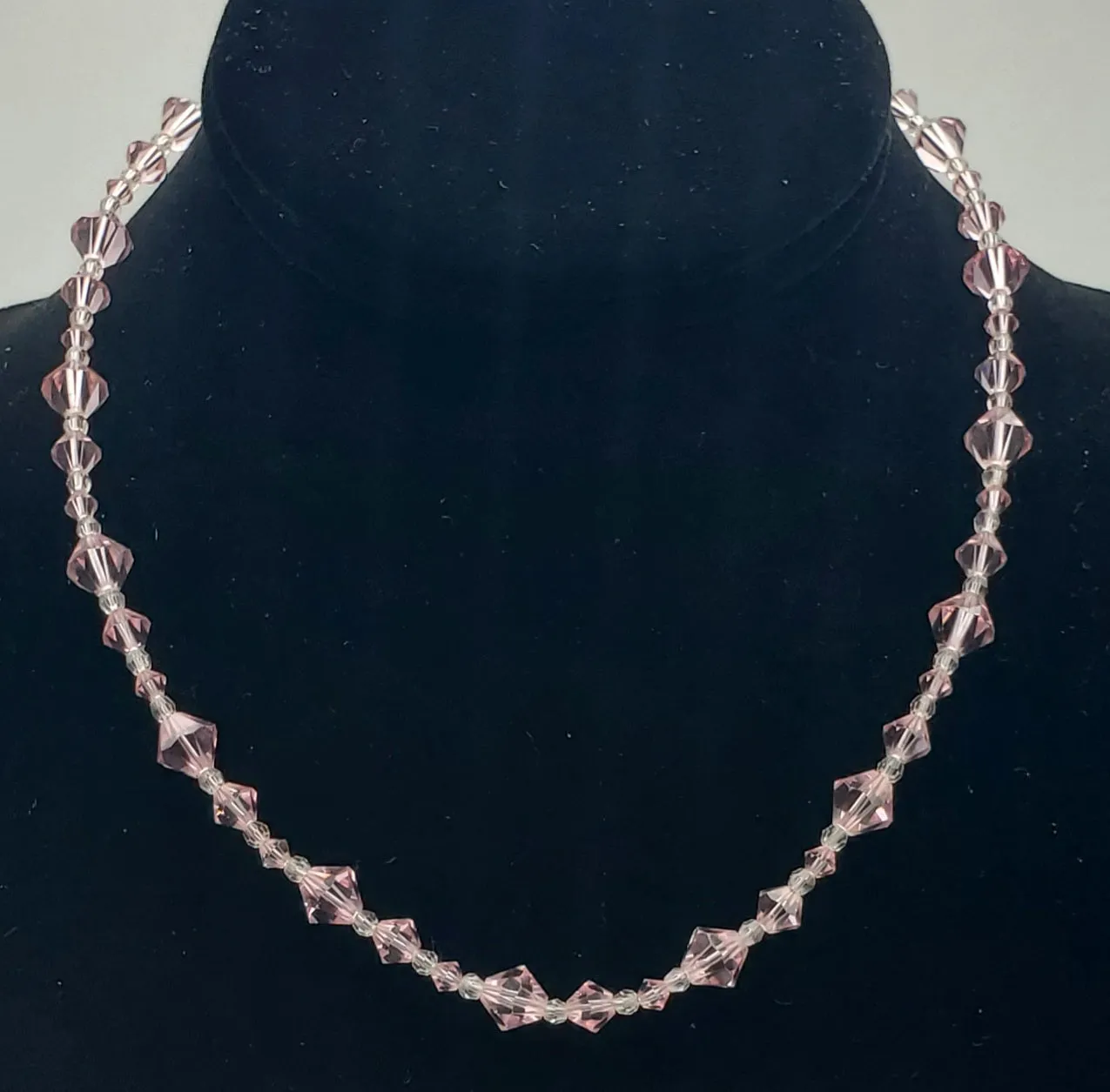 Faceted Cut Crystal Pink Glass Beaded Necklace with 10kt Gold Clasp - 16.5"