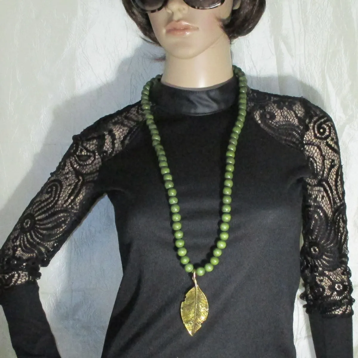 Green Wooden Beaded  Necklace Bracelet & Gold Leaf Earrings Jewelry Set