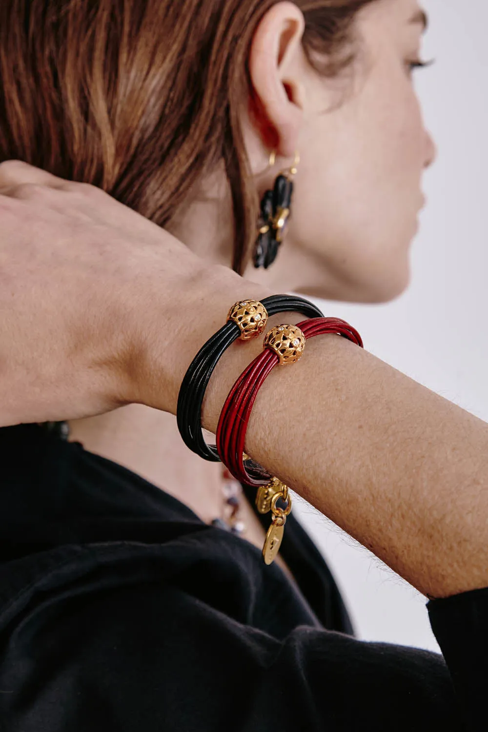 James Leather Bracelet Garnet