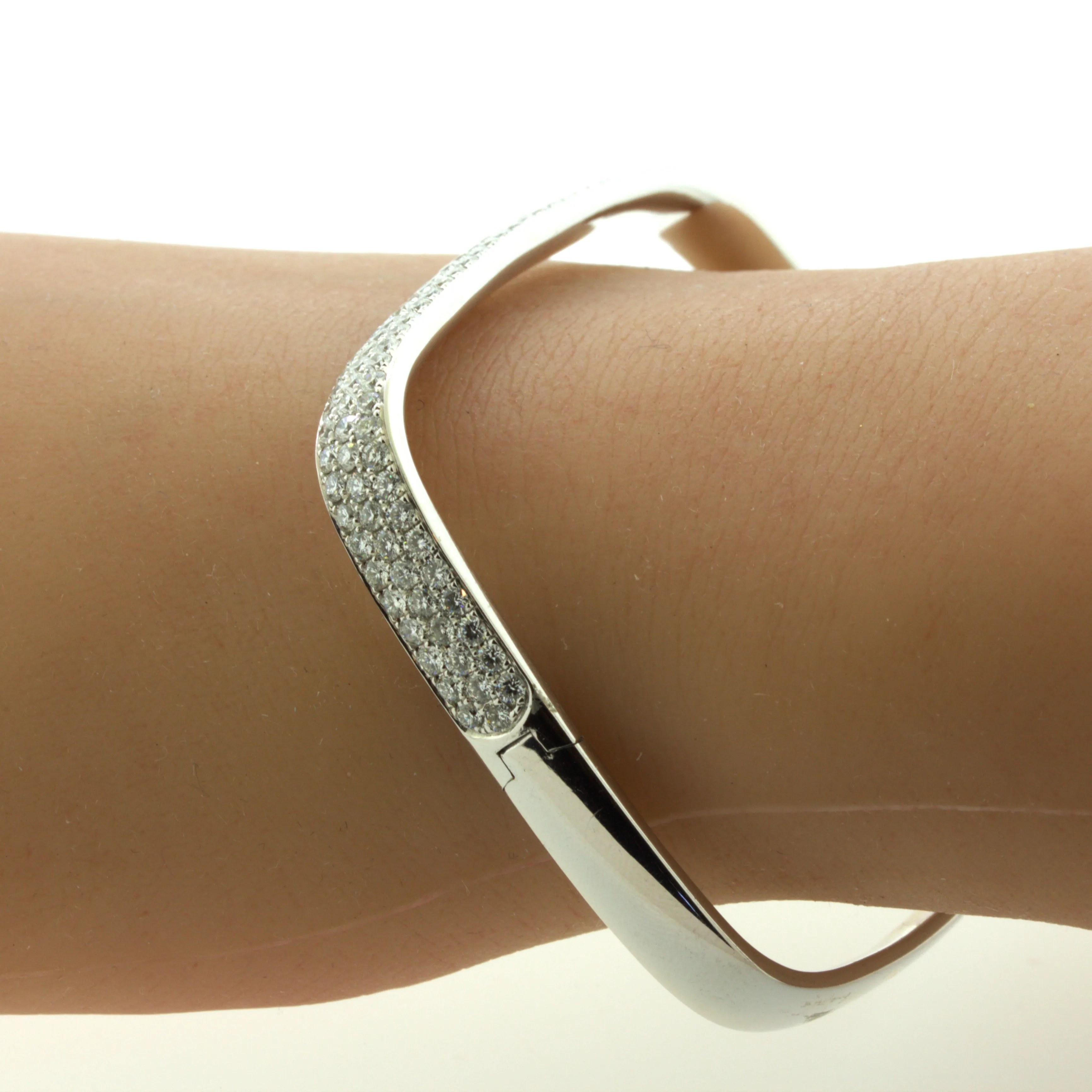 Modern Diamond Pave 18K White Gold Bangle Bracelet