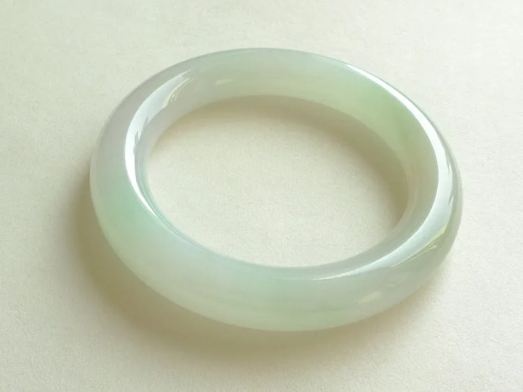 Natural Jade Bangle Jadeite Bangle Internal Diameter 58mm BER570