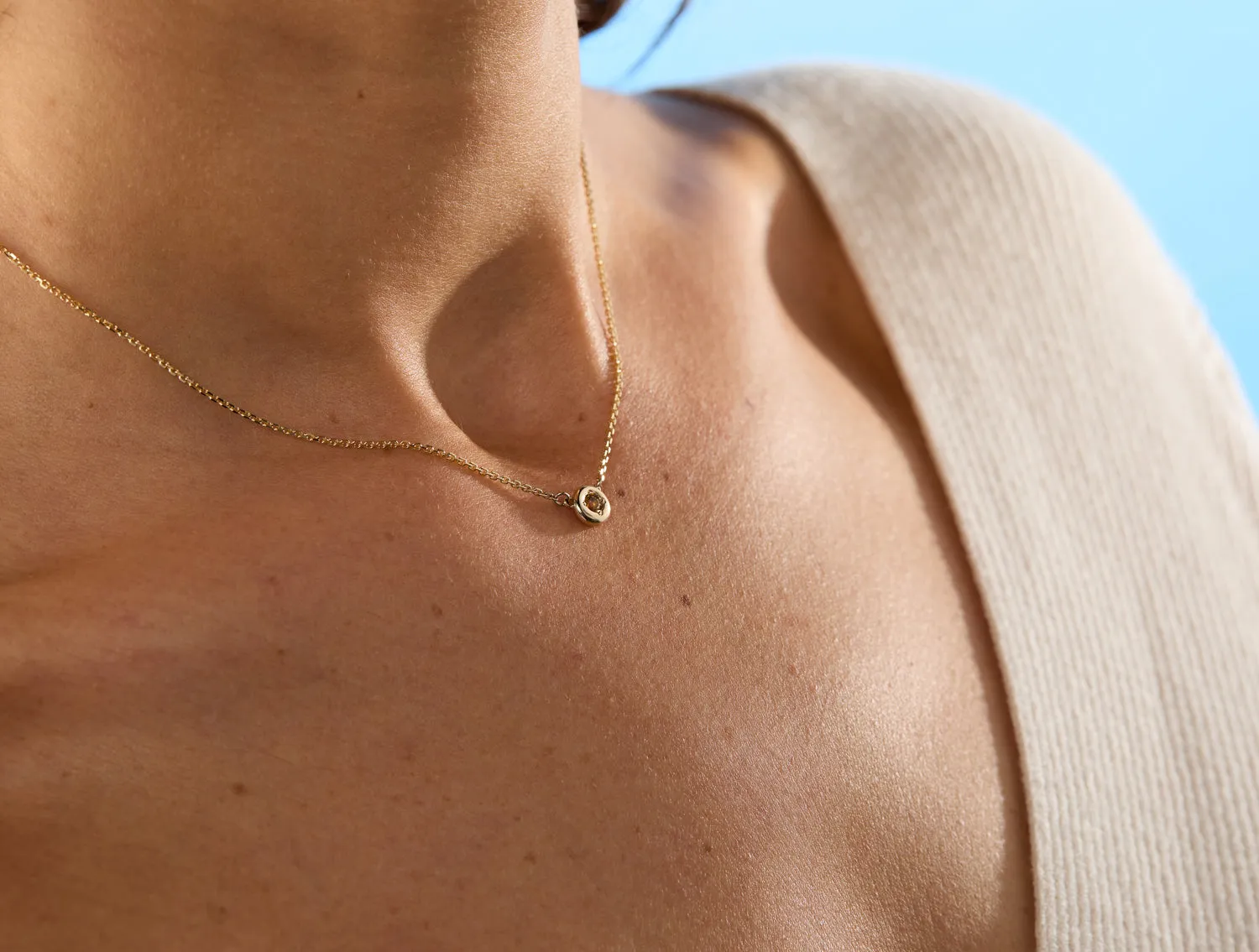 Pebble Stone Necklace | Yellow Gold