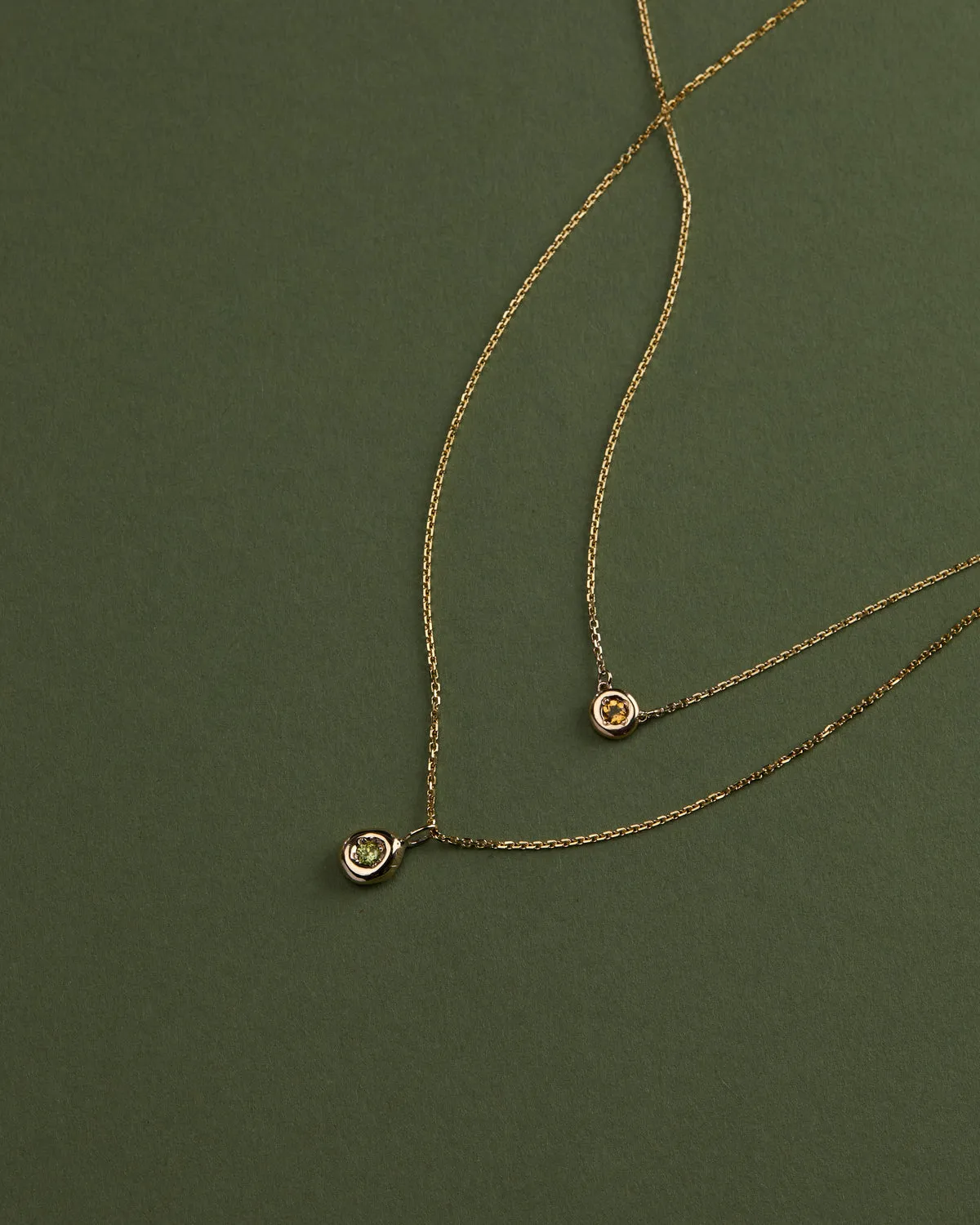 Pebble Stone Necklace | Yellow Gold