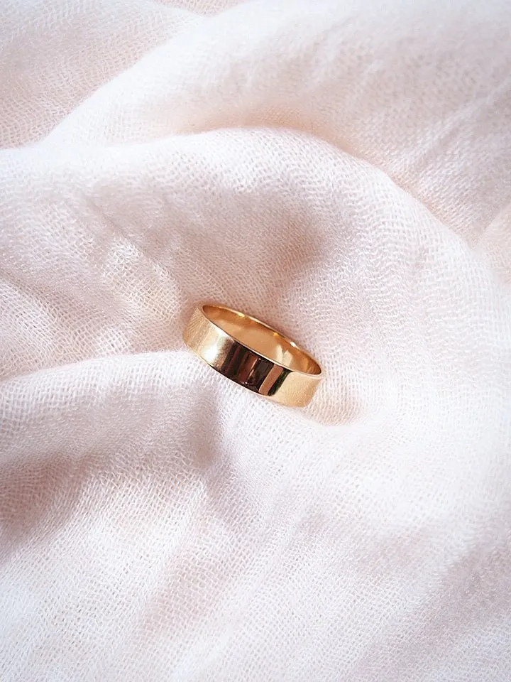 Thick Gold Flat Band Ring - Haloa