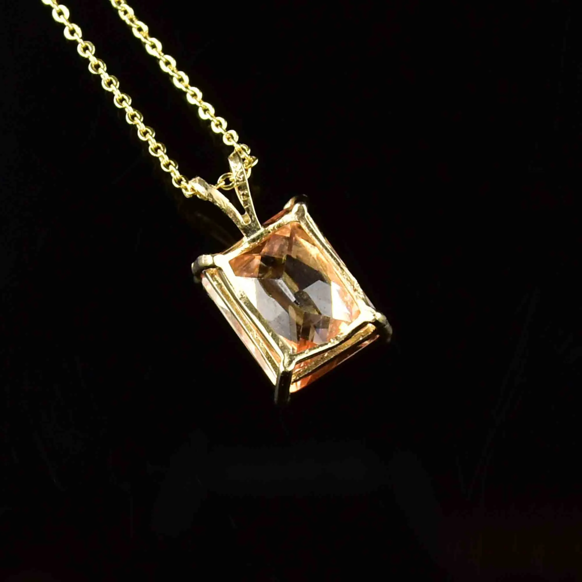 Vintage Checkerboard Cut Citrine 14K Gold Pendant Necklace