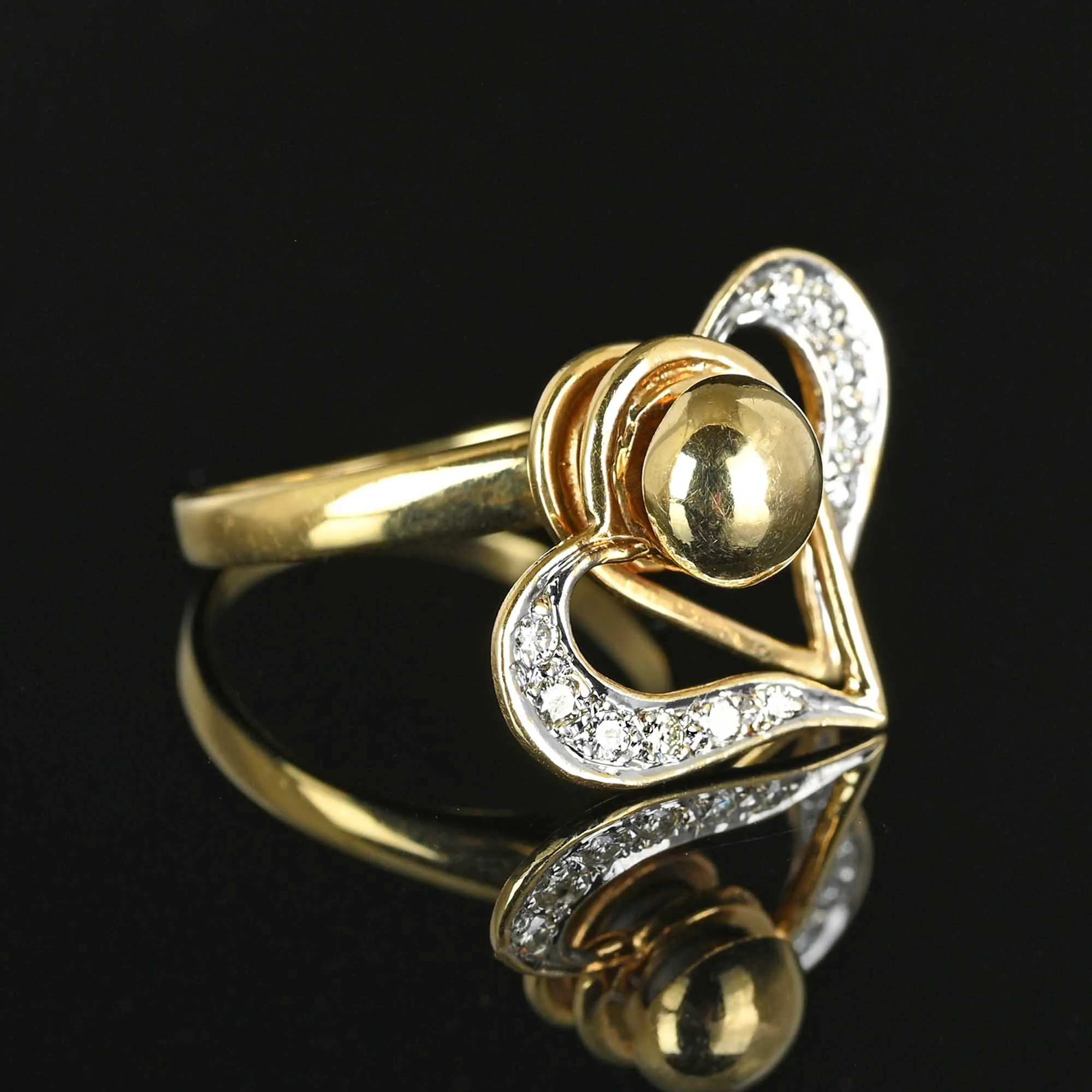 Vintage Spinning Diamond Heart Ring in 14K Gold