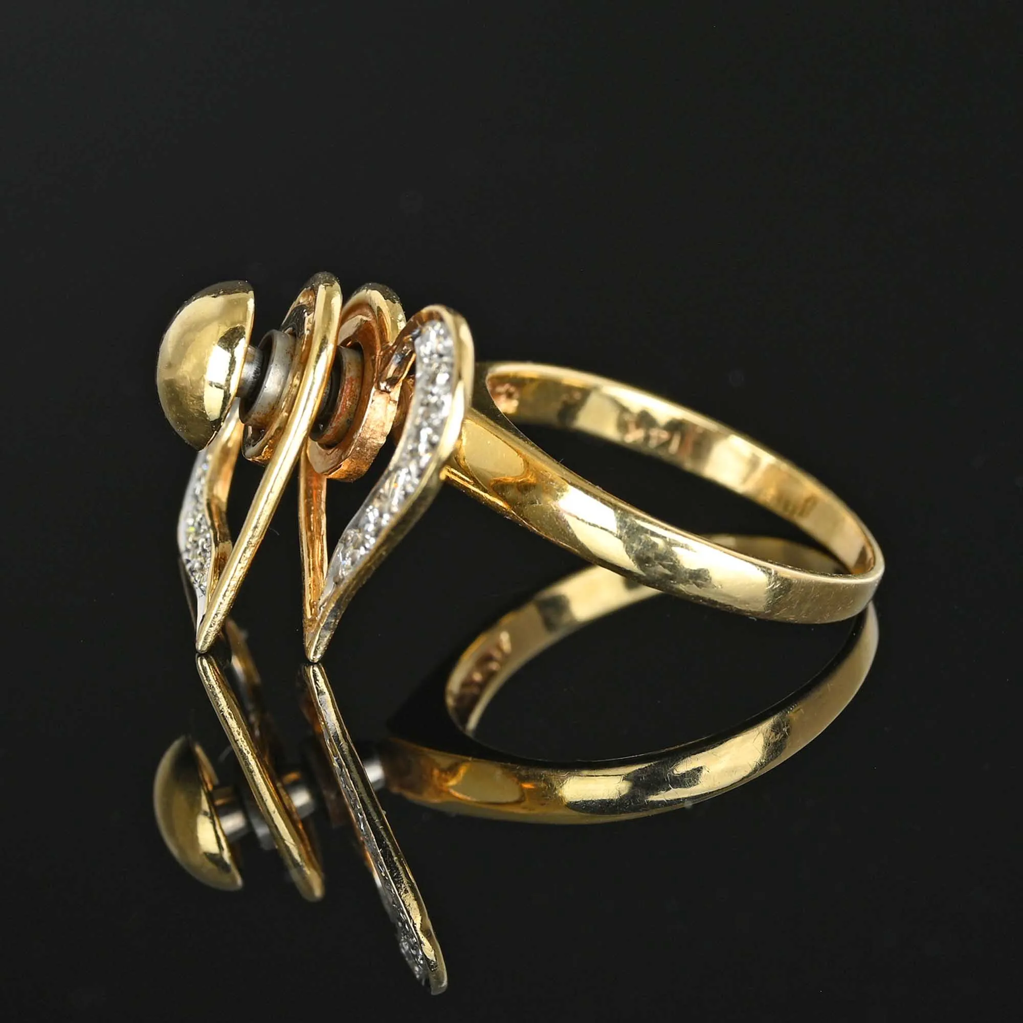 Vintage Spinning Diamond Heart Ring in 14K Gold